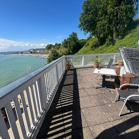 Faehrblick - Pension Direkt Am Wasser Sassnitz Exterior photo